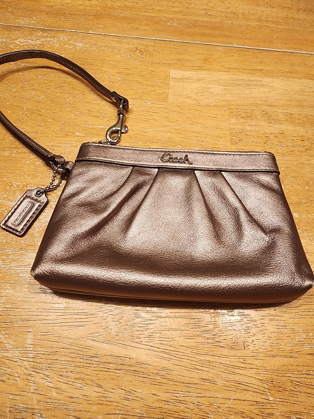 vintage Coach Ashley Metallic Bronze Pleated Leather Wristlet